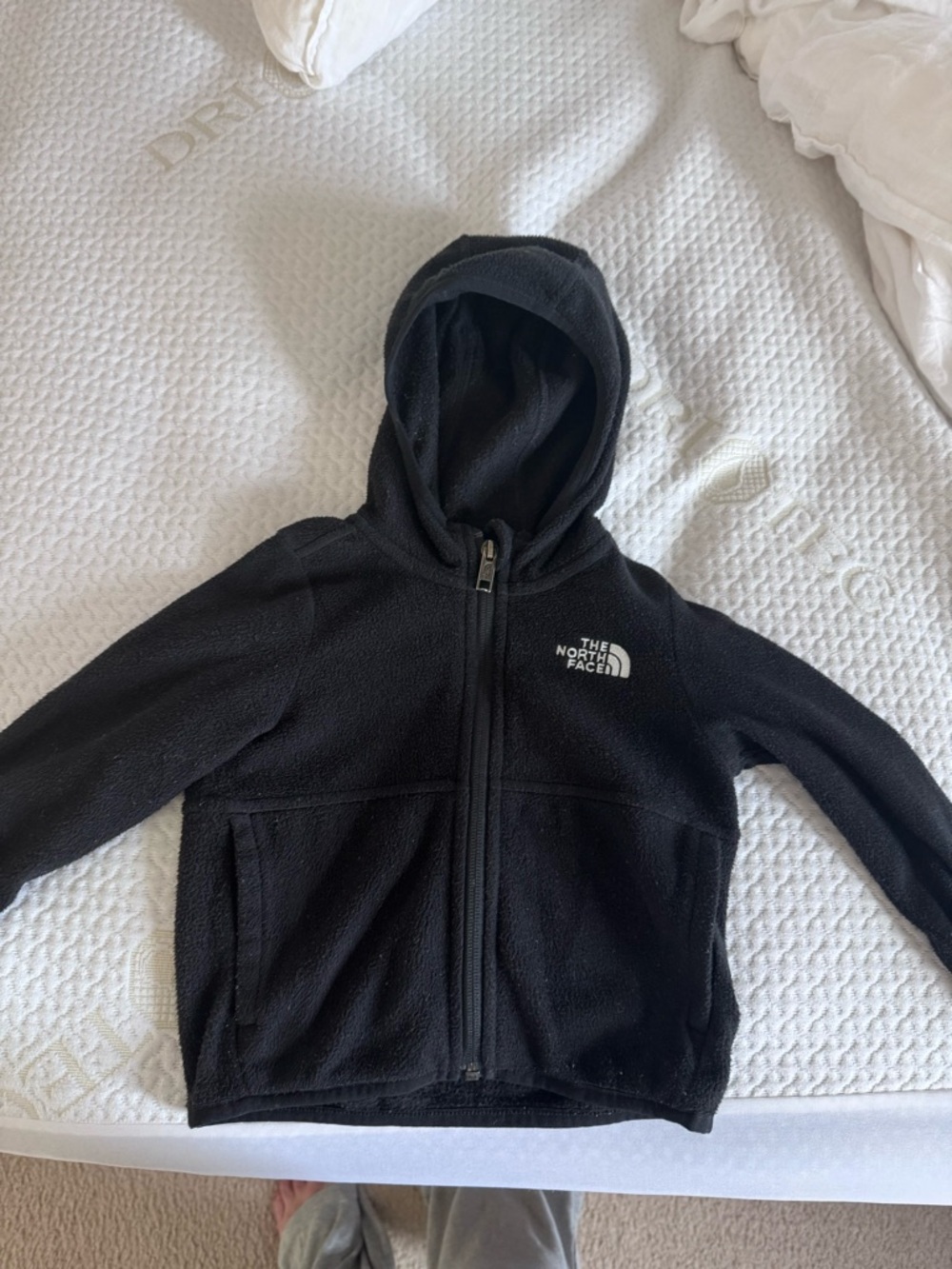 The North Face Kids Black Full-Zip Hooded Fleece